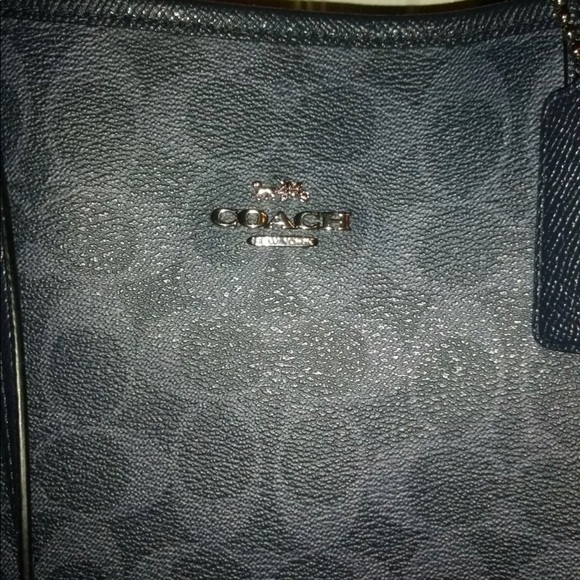 Coach reversible tote !!!SOLD!!! - Picture 4 of 7